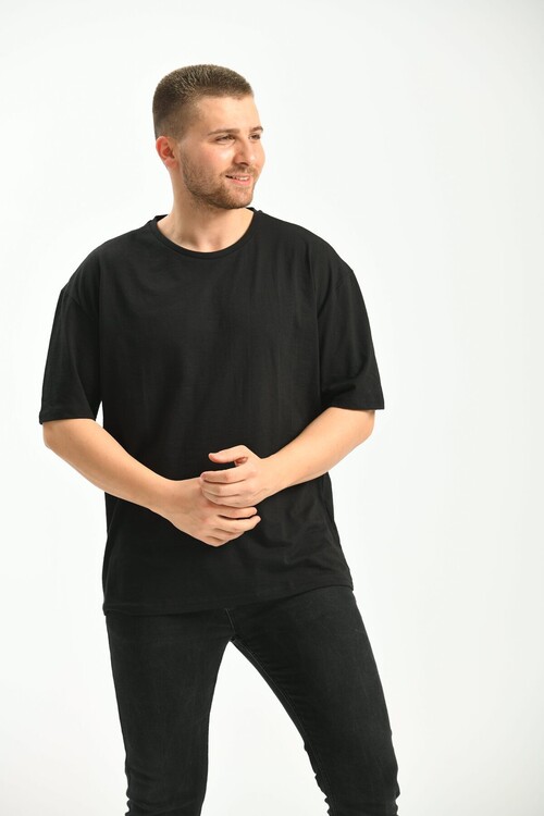 Siyah Bisiklet Yaka Kısa Kollu Sırt Baskılı Relaxed Fit T-Shirt