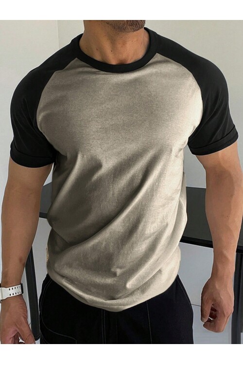 Bej Bisiklet Yaka Omuzları Siyah Garni T-Shirt