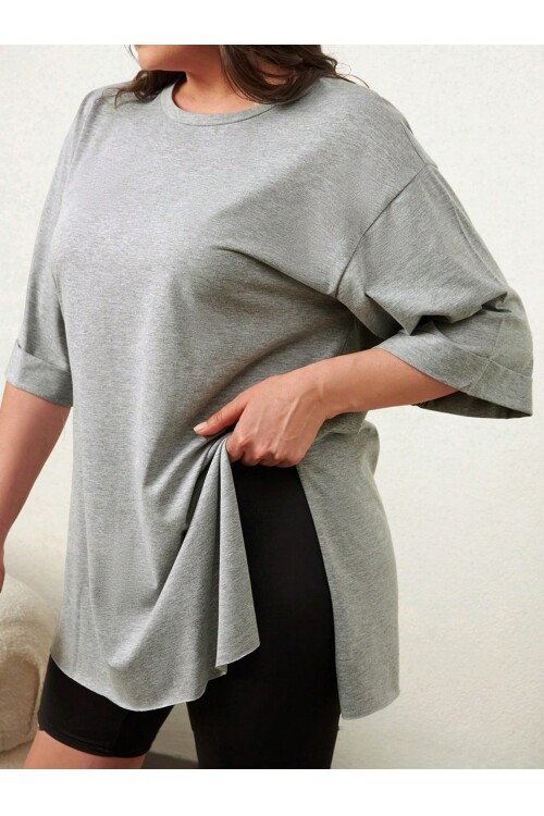 Büyük Beden Gri Duble Kol Geniş Kesim Asimetrik Yırtmaçlı Örme T-Shirt
