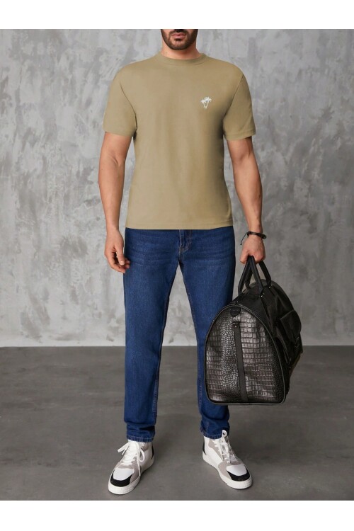 Erkek Bej Bisiklet Yaka Göğsü Palmiye Baskılı T-Shirt