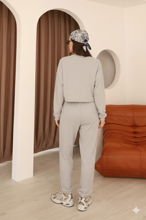 Gri Havlu Kumaş Paça Bel ve Manşet Lastik Detaylı Uzun Kollu Crop Eşofman Takımı