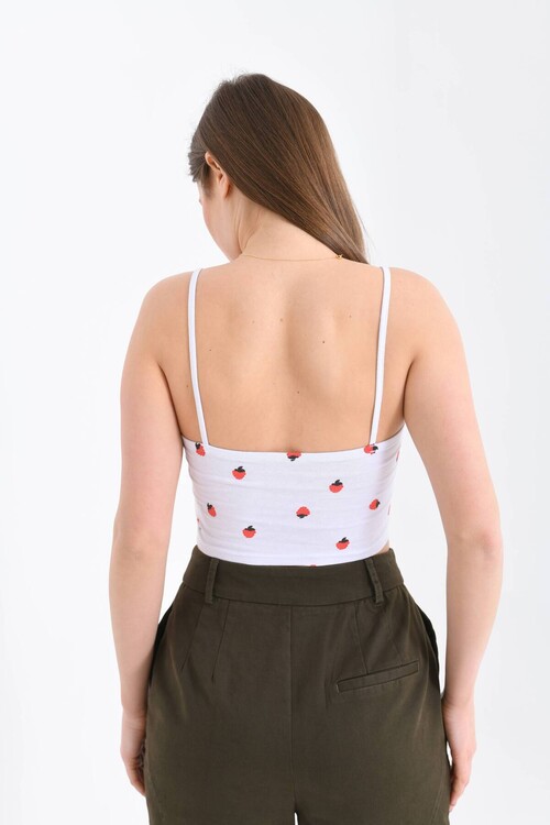 Kadın Beyaz Tül Detay Çilek Baskılı Askılı Crop Bluz 