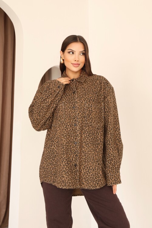Kadın Kahverengi Leopar Desenli Düğme Detaylı Gömlek Yaka Oversize Ceket