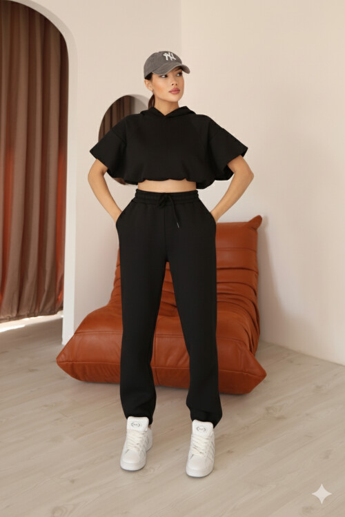 Kadın Siyah Relaxed Kalıp Paça ve Bel Lastik Detaylı Eşofman Altı