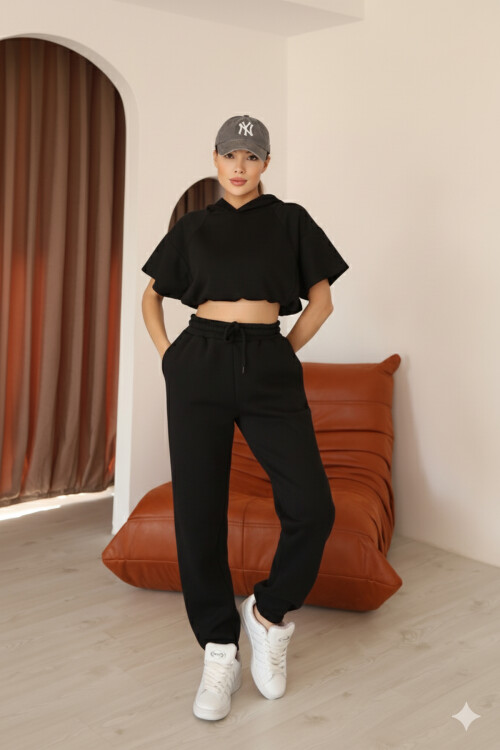 Kadın Siyah Relaxed Kalıp Paça ve Bel Lastik Detaylı Eşofman Altı