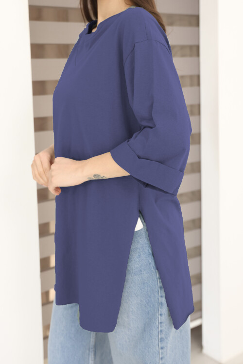 Moviment Kadın Standart Beden Duble Kol Yandan Yırtmaçlı Lacivert T-shirt