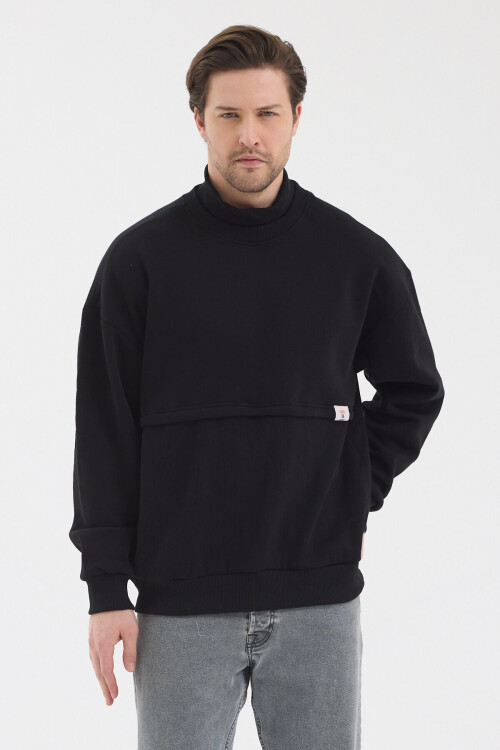 Urban Fit Siyah Dik Yaka Oversize Etiket Detaylı Şardonlu Sweatshirt