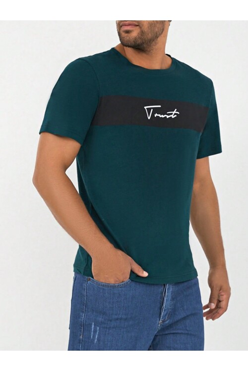 Zümrüt Yeşili Bisiklet Yaka Göğsü Trust Garni Basklı T-Shirt