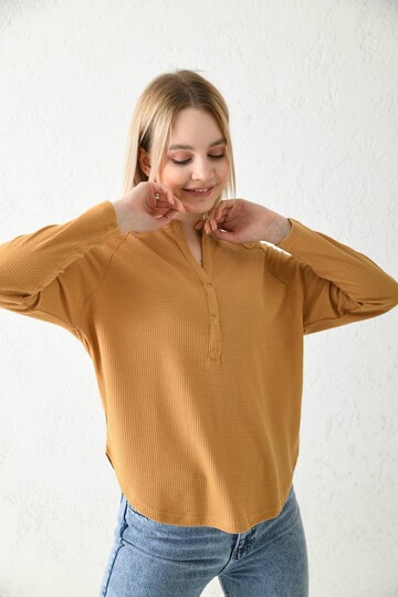 Camel Düğme Detaylı Örme Bluz