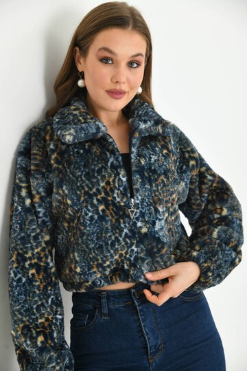  Mavi Leopar Desen Crop Peluş Mont