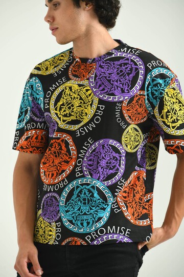 Siyah Yuvarlak Yaka Desen Baskılı T-Shirt