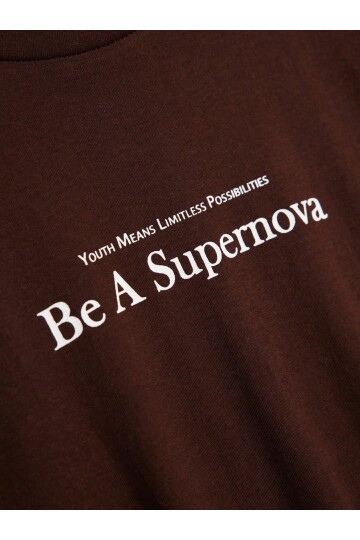 Erkek Kahverengi Bisiklet Yaka Be A Supernova Baskılı T-Shirt