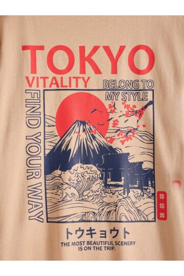 Erkek Taş Bisiklet Yaka Tokyo Vitality Baskılı T-Shirt
