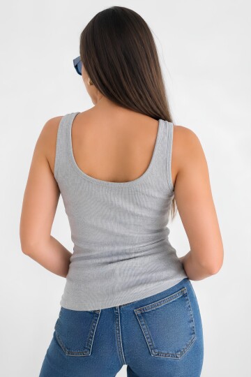 Gri Fitted Havuz Yaka Atlet | Kalın Askılı Fitilli Kaşkorse Örme Kumaş | %98 Pamuk %2 Elastan Esnek Vücuda Oturan Basic Atlet