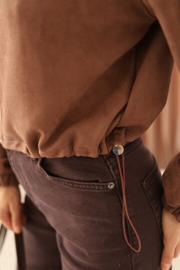 Kadın Kahverengi Süet  Dik Yaka Fermuar ve Etek Ucu Stoper Detaylı Ceket