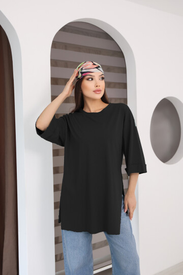 Moviment Kadın Standart Beden Duble Kol Yandan Yırtmaçlı Siyah T-shirt