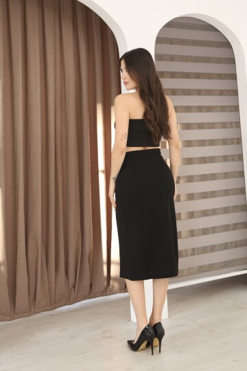 Siyah Beli Kumaş Kemer ve Fermuar Detaylı İnci Aksesuarlı Kalem Etek