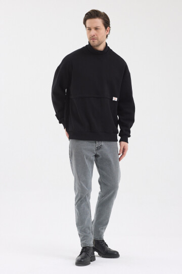 Urban Fit Siyah Dik Yaka Oversize Etiket Detaylı Şardonlu Sweatshirt